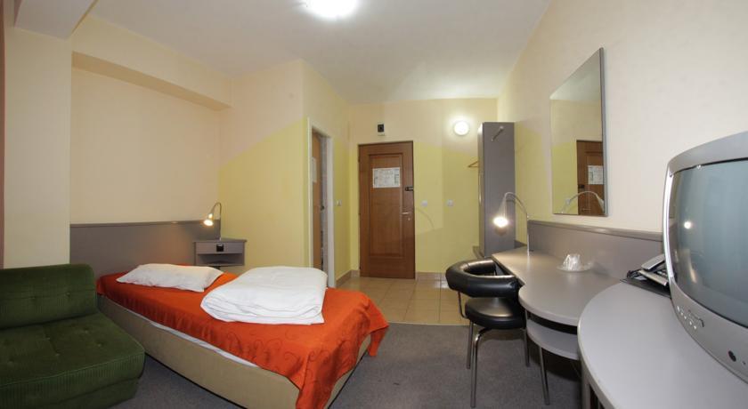 Hotel Seneca Бая Маре Екстериор снимка